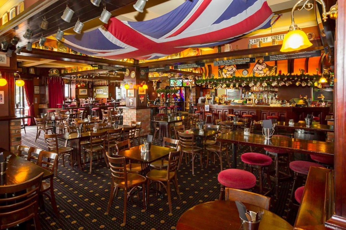 Cock and Bull Hamilton Dinefind