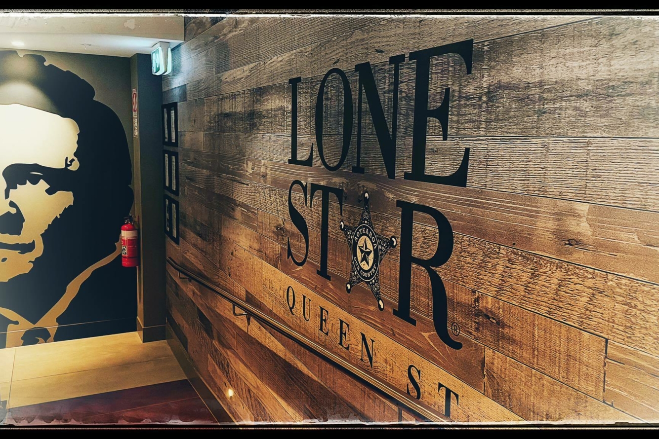 Lone Star Queen street