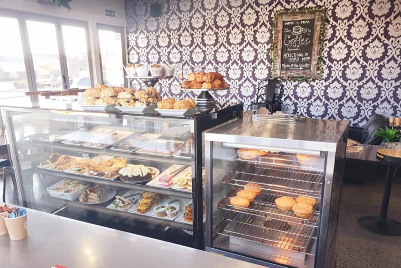 White pear cafe